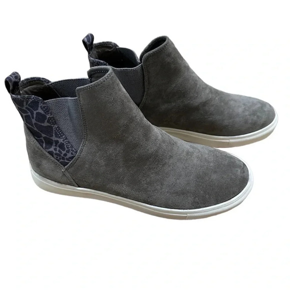 Very G Women’s Boutique Gray and Black Leopard Ankle Bootie Shoes Sz 11 NWOT - Picture 1 of 9